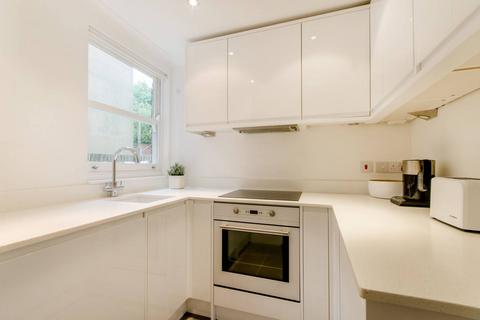2 bedroom flat to rent, Lichfield Road, Cricklewood, London, NW2