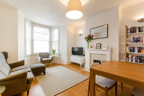 2 bedroom flat to rent, Lichfield Road, Cricklewood, London, NW2
