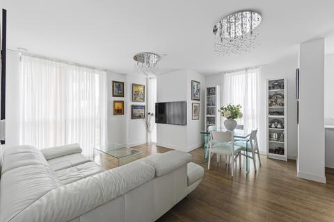 undefined, Loop Court, Telegraph Avenue, Greenwich, SE10