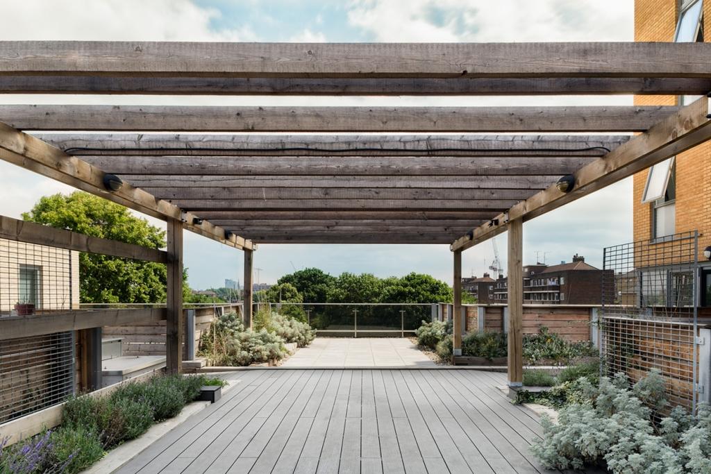 Batavia 17 lowres...