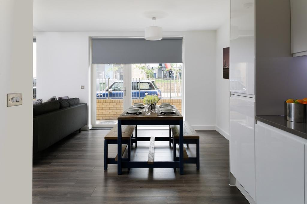 Batavia 04 lowres...