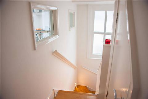 Praed Street, Paddington, London, W2