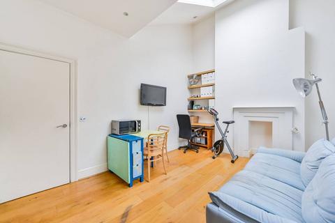 2 bedroom flat to rent, Praed Street, Paddington, London, W2