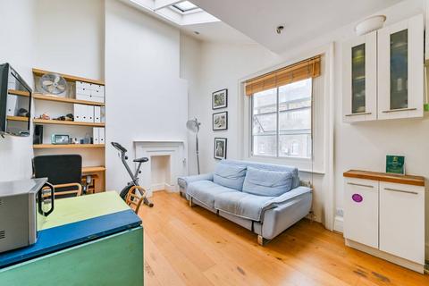 Praed Street, Paddington, London, W2