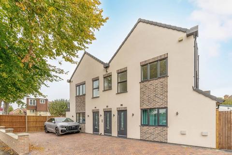 3 bedroom flat to rent, Elm Road, Sutton, Wallington, SM6