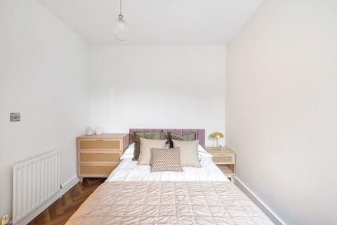 2 bedroom flat to rent, Woodstock Road, Croydon CR0