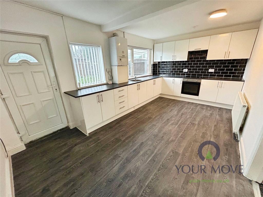 Kitchen/ Dining