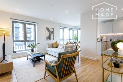 undefined, Greenford Quay, Greenford, UB6