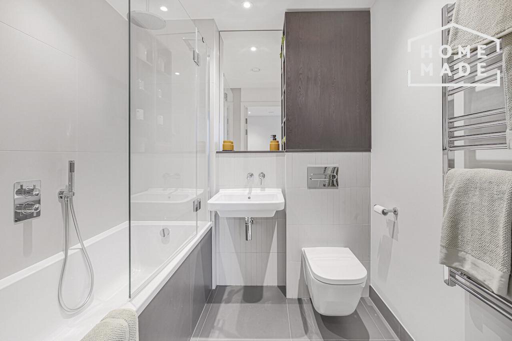 5592f2f27ef1eef0b4c26a63b66b