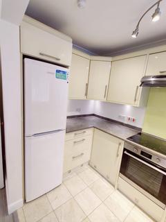 undefined, South Croydon CR2