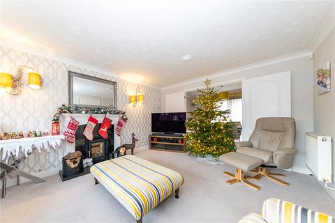 4 bedroom detached house for sale, Newbolt Close, Newport Pagnell, Buckinghamshire, MK16