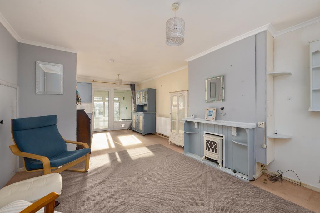 Sitting Room/Dining area