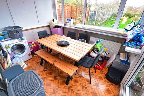 3 bedroom semi-detached house for sale, Chapel Fields Road, Solihull B92