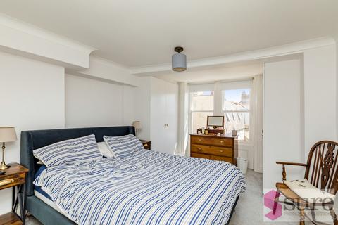 1 bedroom flat for sale, New Steine, Brighton