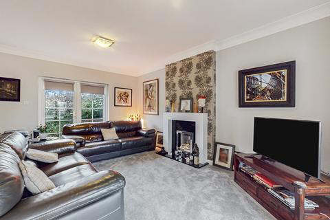 undefined, Branklyn Grove, Glasgow G13