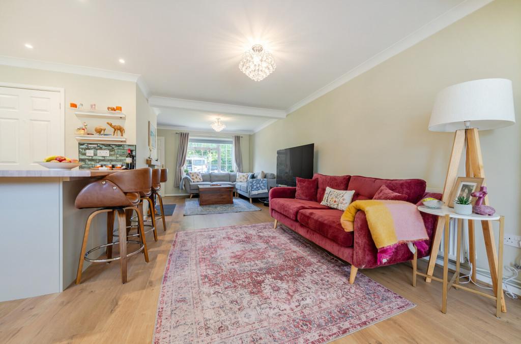 1356064-22-68d11bc6141c3