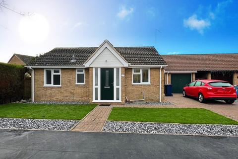 undefined, Atlantic Close, March PE15