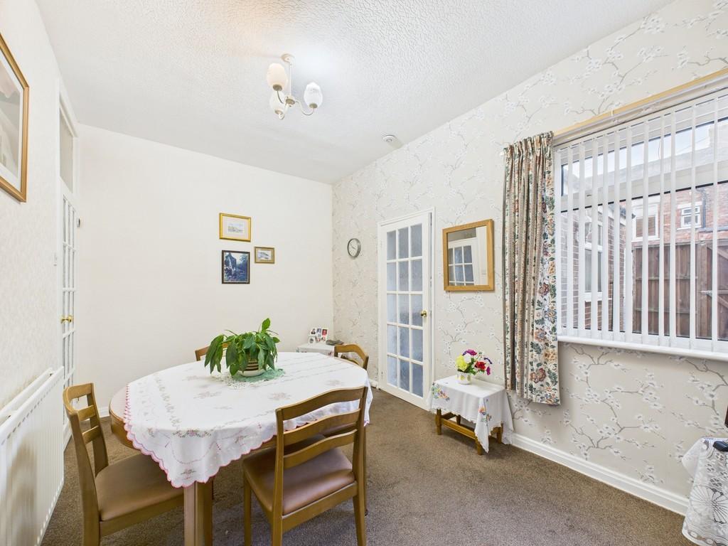 Cam01835 g0 pr0347 still007