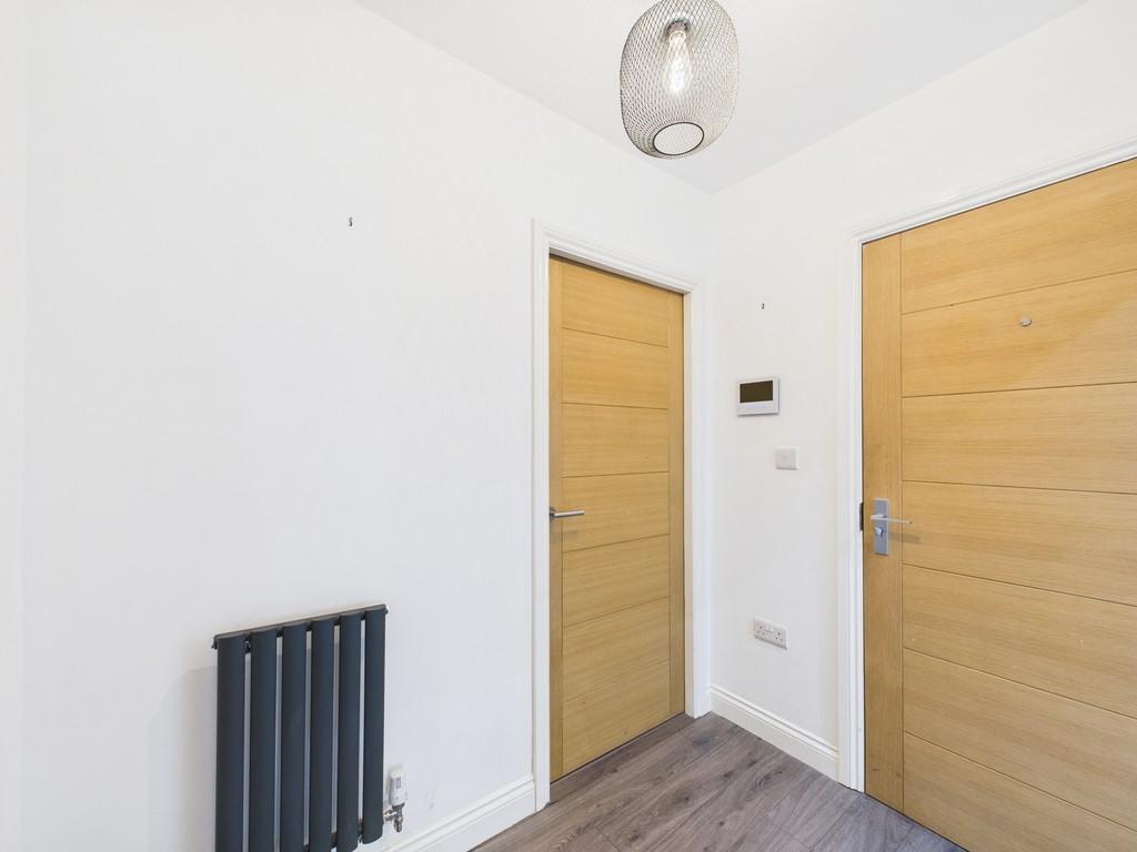 Cam01835 g0 pr0349 still013