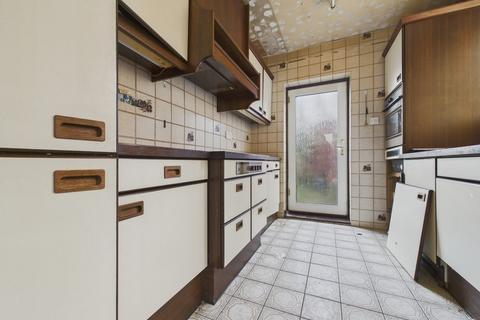 3 bedroom semi-detached house for sale, Dovedale Road, Herringthorpe