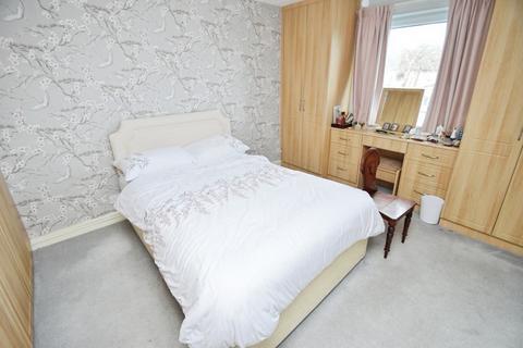 undefined, Wycliffe Gardens, Bradford BD18