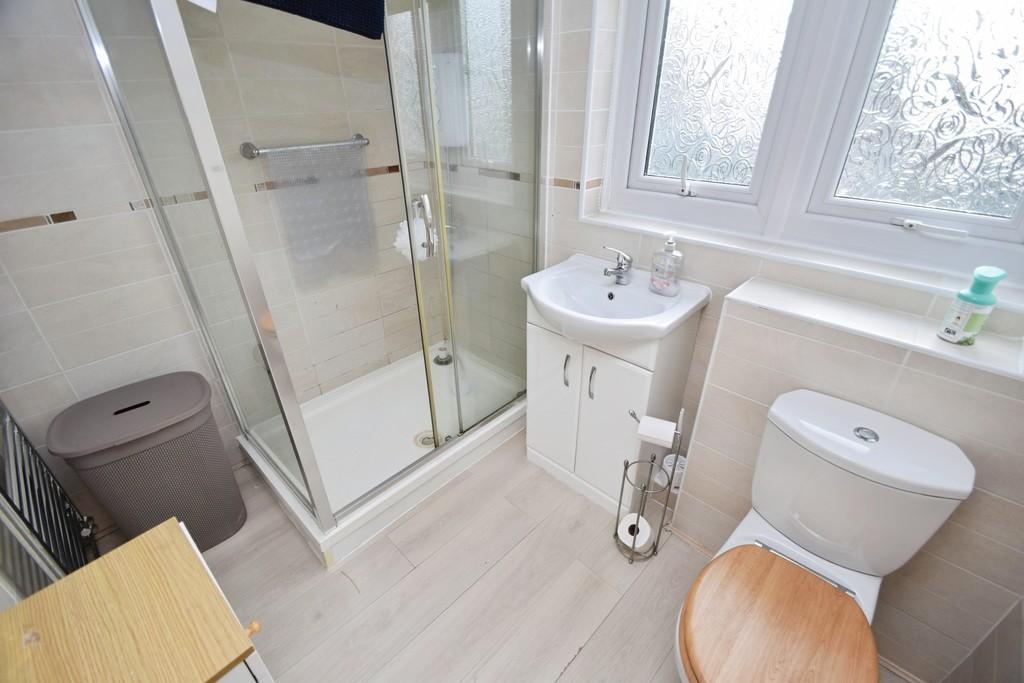 356bbff3-Bathroom