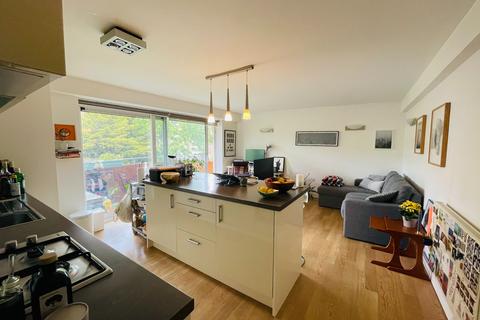 1 bedroom apartment to rent, 167 Green Lanes, London N16