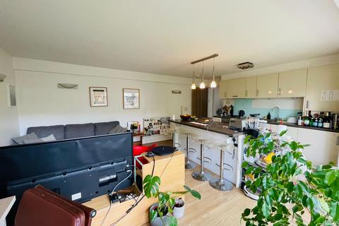 1 bedroom apartment to rent, 167 Green Lanes, London N16