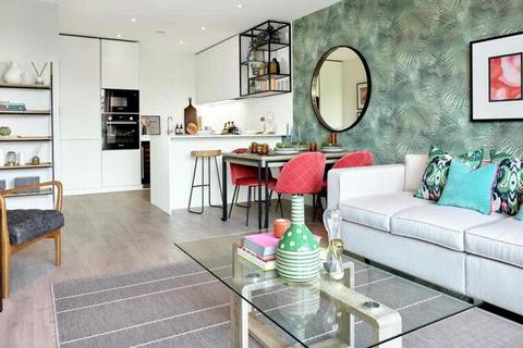 3 bedroom apartment for sale, Wembley, London, HA0