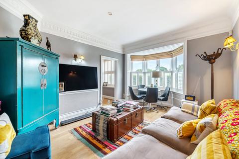 undefined, Russell Road, Shepperton, TW17