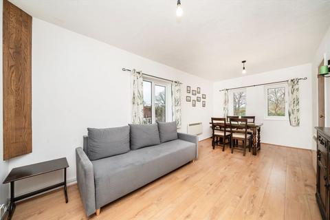 undefined, Vicars Bridge Close, Wembley HA0