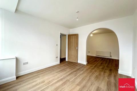undefined, Lawn Drive, Swinton