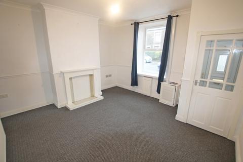 2 bedroom terraced house to rent, Whalley Road, Clayton Le Moors
