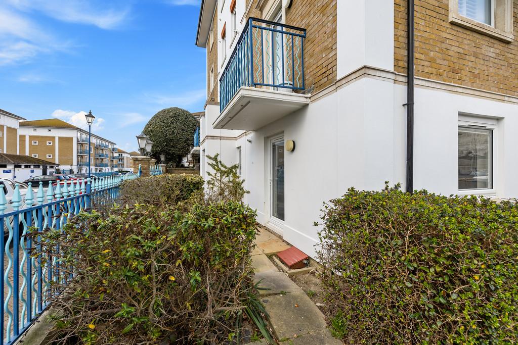 92 Victory Mews Full Res-13