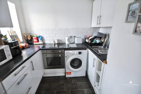 undefined, London Road, Benfleet