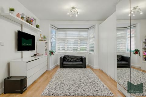 undefined, Fife Road, London