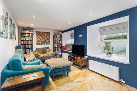2 bedroom flat for sale, 4/1 Links Gardens, Leith Links, Edinburgh, EH6 7JH