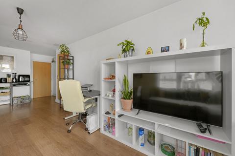 1 bedroom apartment to rent, Station Road, Wood Green N22