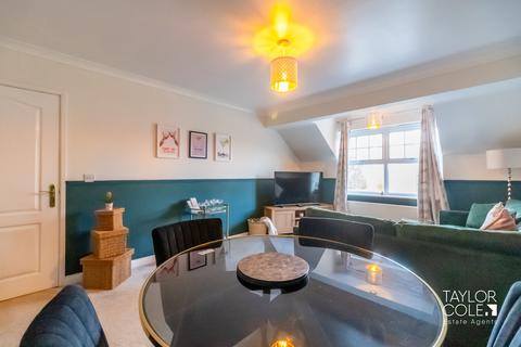 undefined, Moorgate, Tamworth