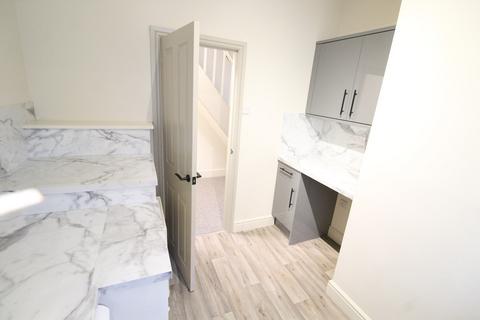undefined, College Street, Nottingham NG10