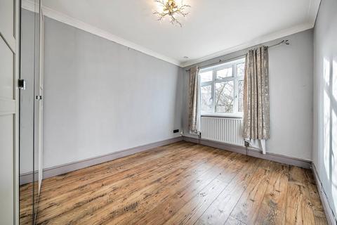 3 bedroom flat for sale, Sandall Close, Ealing, London, W5