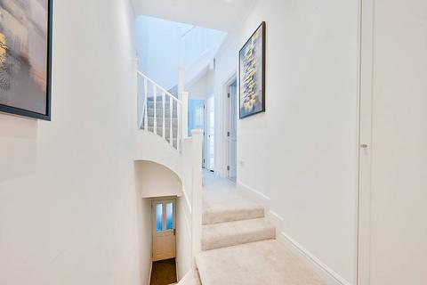 Carlyle Road, Ealing, London, W5