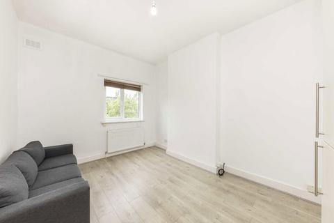 1 bedroom flat to rent, Underhill Road, London SE22