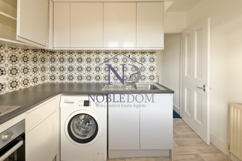 undefined, Watford, WD18