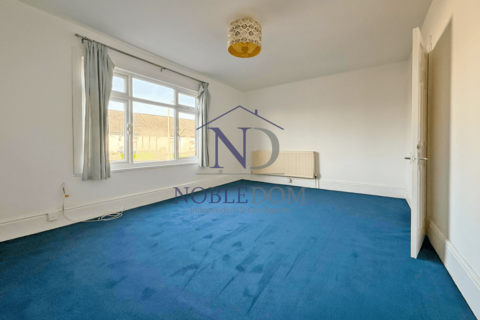 undefined, Watford, WD18