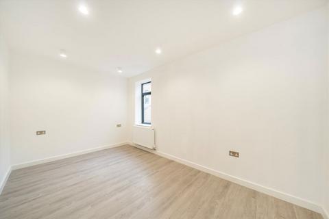 undefined, Wimbledon Hill Road, London SW19