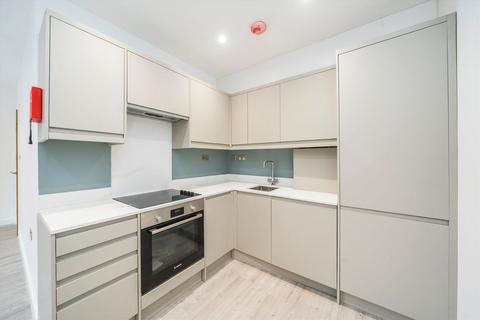 1 bedroom flat to rent, Wimbledon Hill Road, London SW19