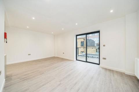 1 bedroom flat to rent, Wimbledon Hill Road, London SW19