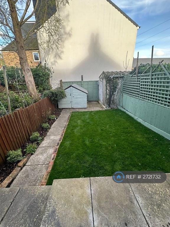 Garden Facing Shed And Garage