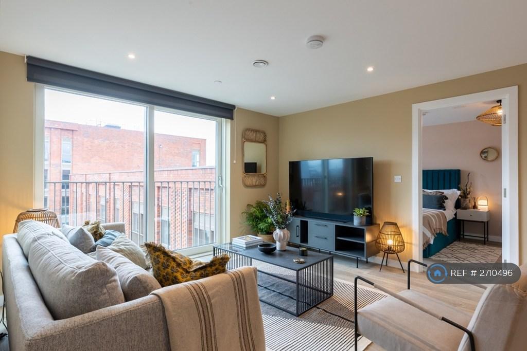 Open Plan Living Room / Kitchen